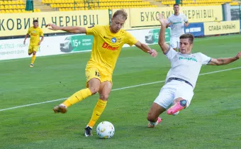 Підлепенець та Безуглий провели ювілейні матчі в УПЛ