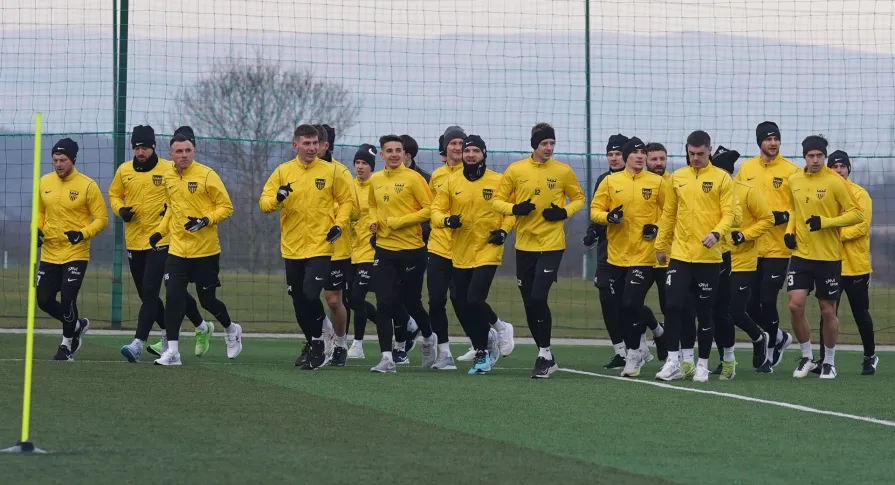 Початок роботи на Закарпатті: «Буковина» провела перше тренування