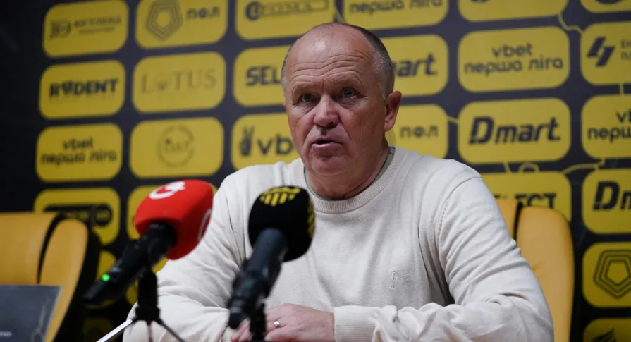 Олег Дулуб: «Я здивований якістю газону в Чернівцях - це поле набагато краще, ніж у Тернополі»